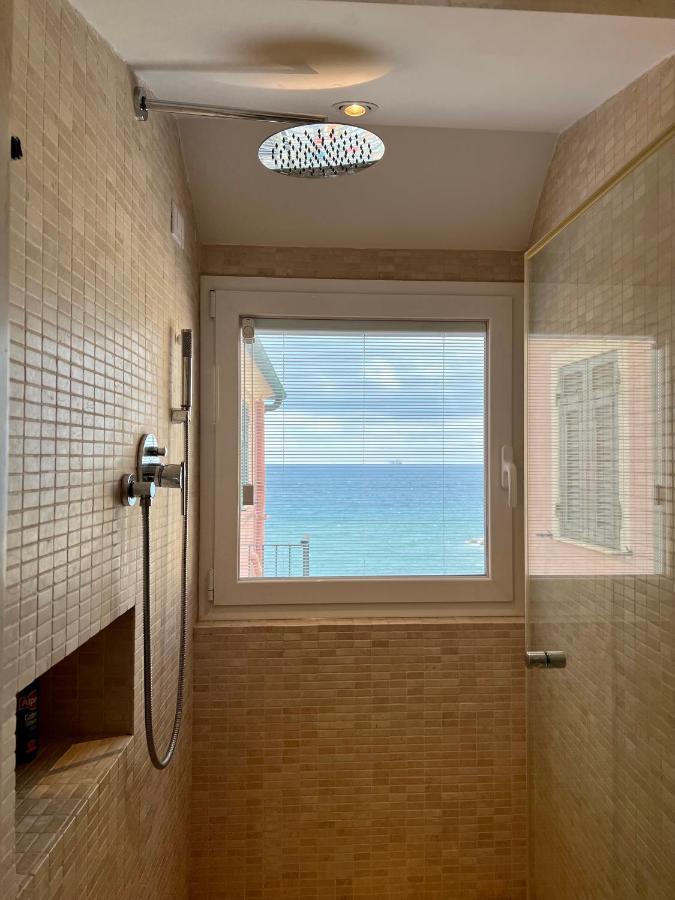 La Perla Di Boccadasse Génova Exterior foto